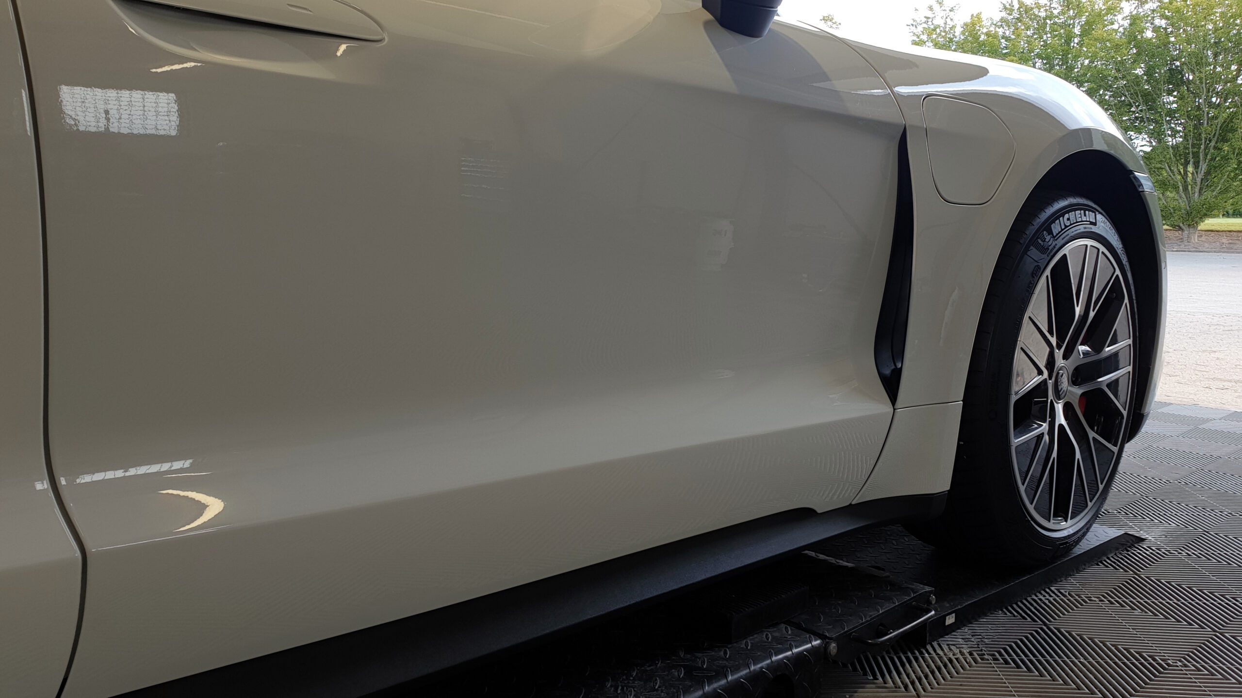 Porsche Taycan Full front og side paneller Paint Protection Film