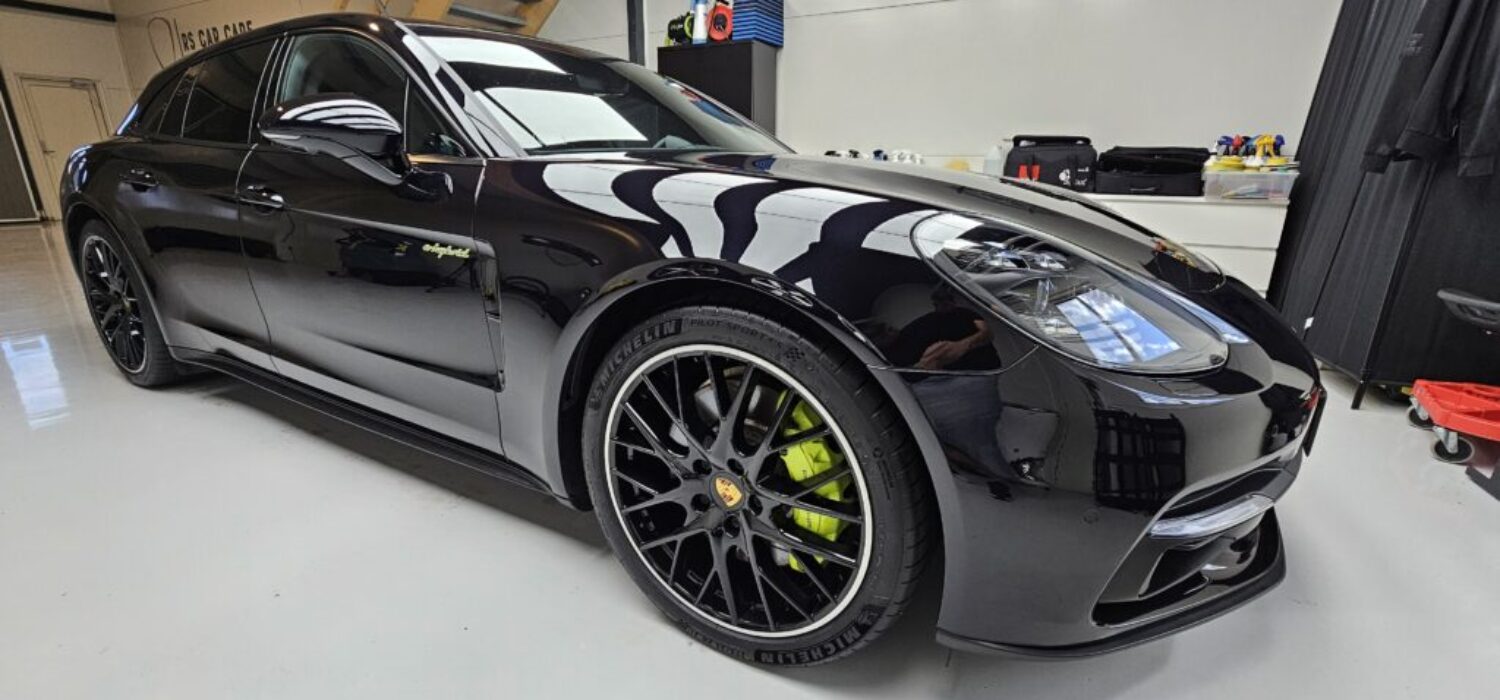 PORSCHE PANAMERA LAKKOREKTION OG COATING