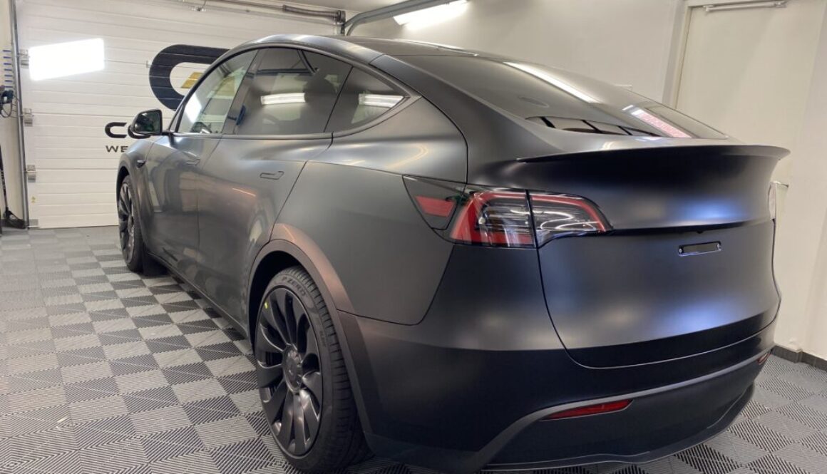 TESLA Y FULD BIL MATTE PPF