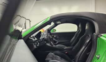 Porsche 718 GTS under paint correction hos RS CAR CARE